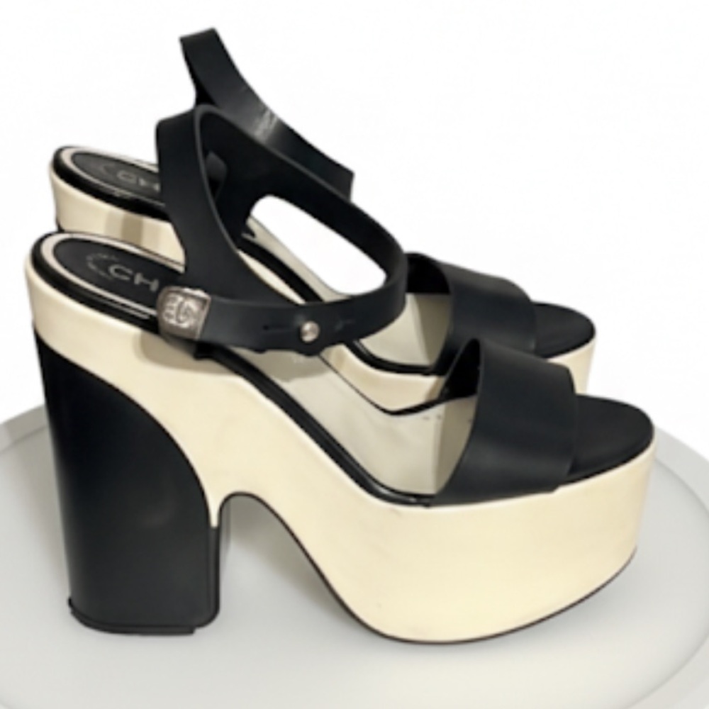 Authentic Chanel black leather signature luxury designer platform sandals sz 9 - Picture 2 of 15